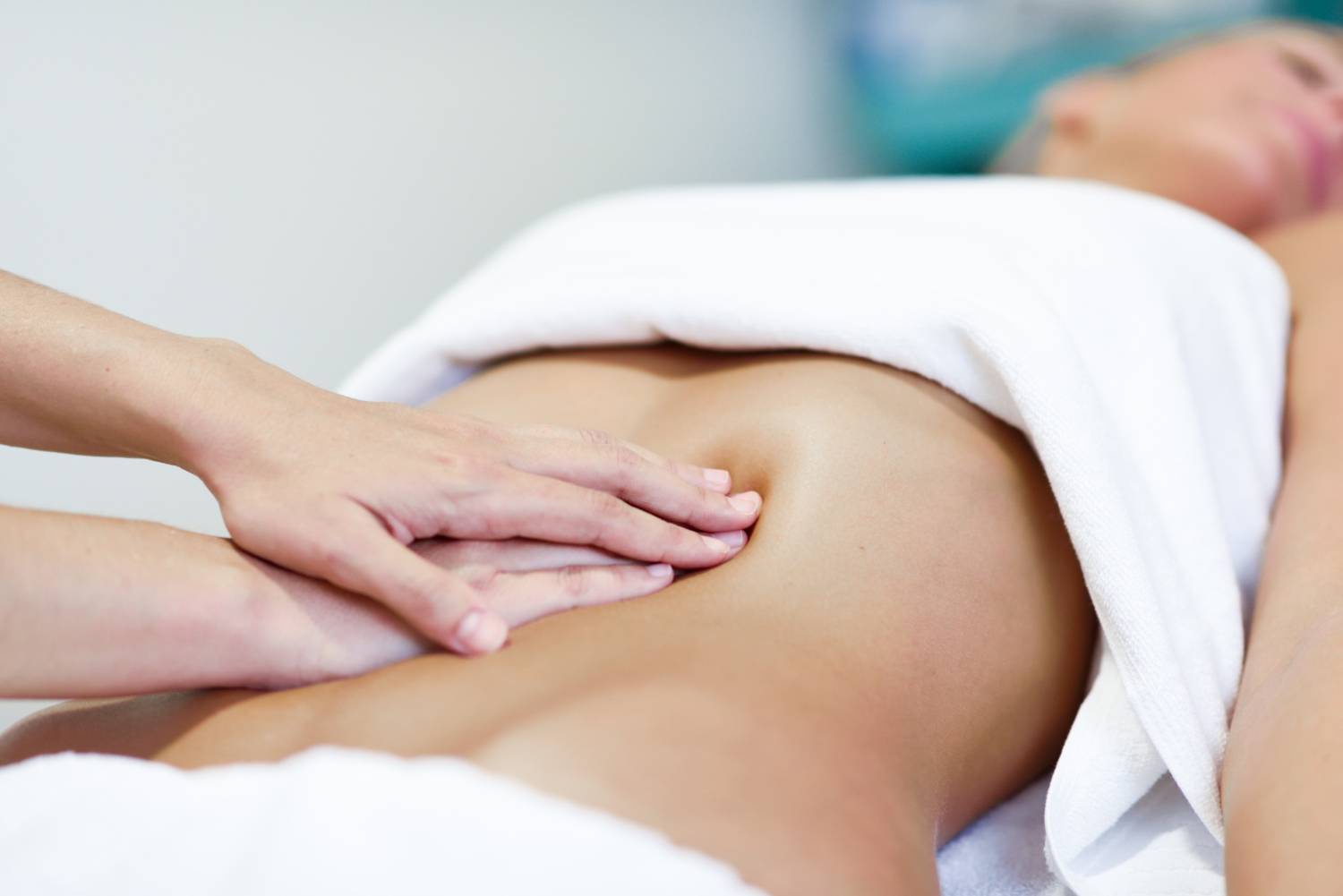 Quel massage pour perdre du ventre : Techniques efficaces et conseils beauté
